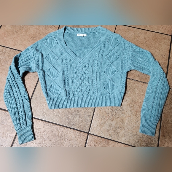 Aeropostale Sweaters - Aeropostale Blue V-Neck Cable Knit Sweater